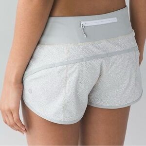 LULULEMON SPEED SHORTS LR